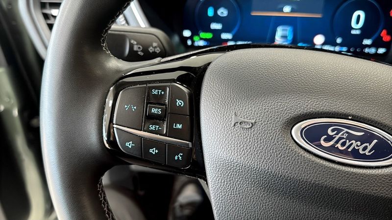 Ford Kuga bild 16