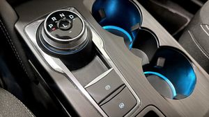 Ford Kuga bild 15