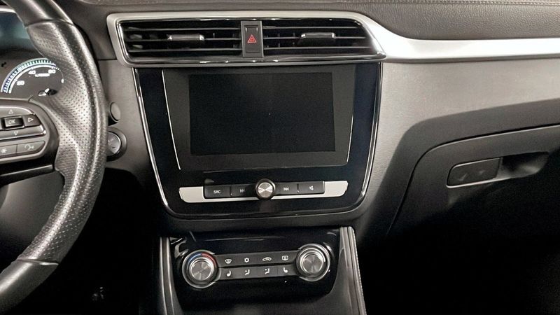 MG ZS EV bild 12