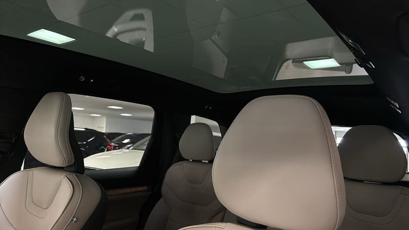 Volvo EX90 bild 18