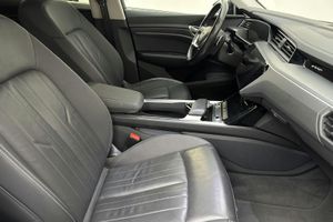 Audi Q8 bild 7