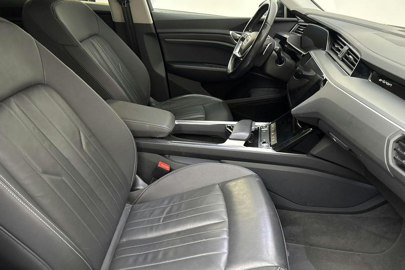 Audi Q8 bild 7