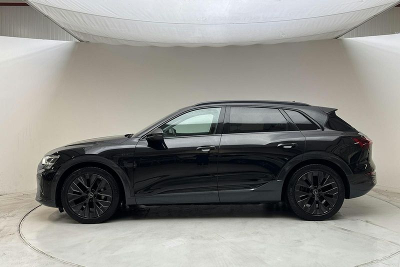 Audi Q8 bild 2