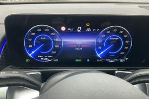 Mercedes EQB300 bild 12