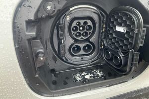Mercedes EQB300 bild 15