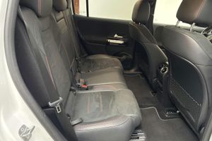 Mercedes EQB300 bild 8