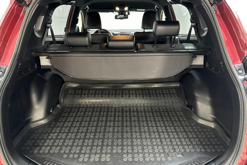 Toyota RAV4 bild 9