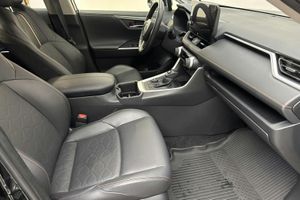 Toyota RAV4 bild 7