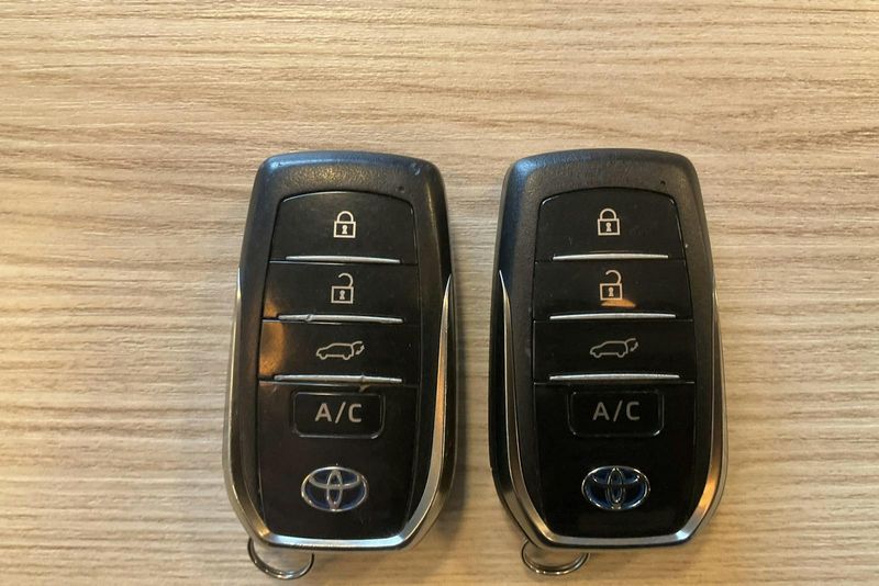Toyota RAV4 bild 19