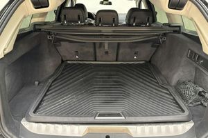 BMW 330 bild 9