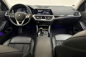 BMW 330 bild 6