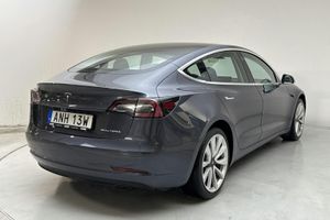 Tesla Model 3 bild 3