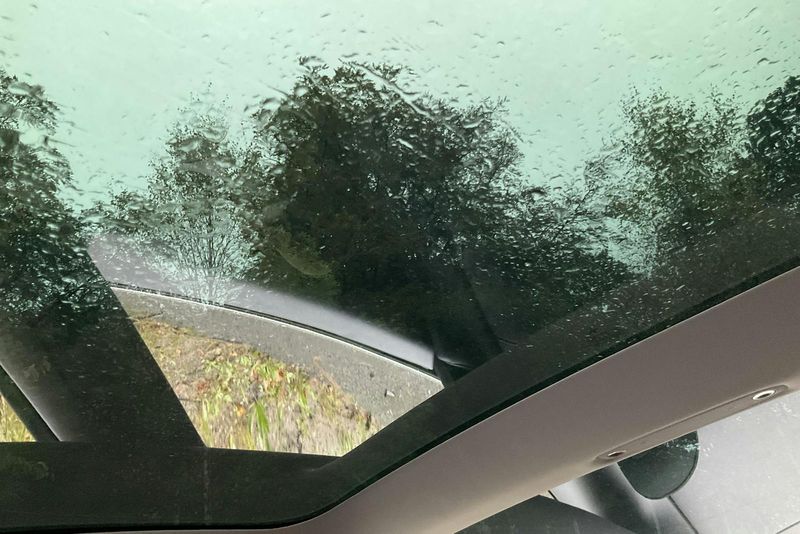 Tesla Model 3 bild 14