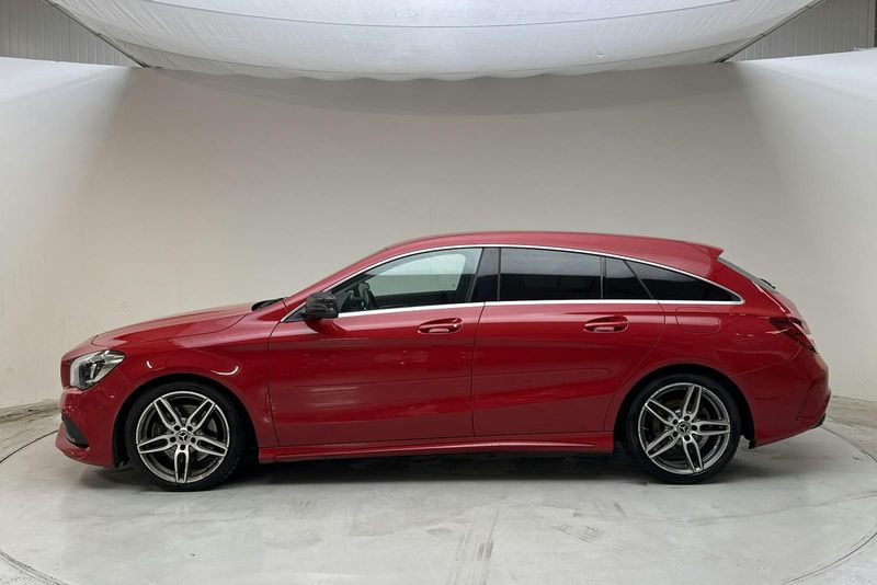 Mercedes CLA220 bild 2