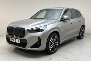 BMW X1 bild 1