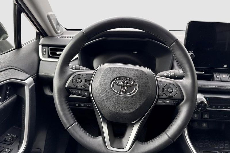 Toyota RAV4 bild 11