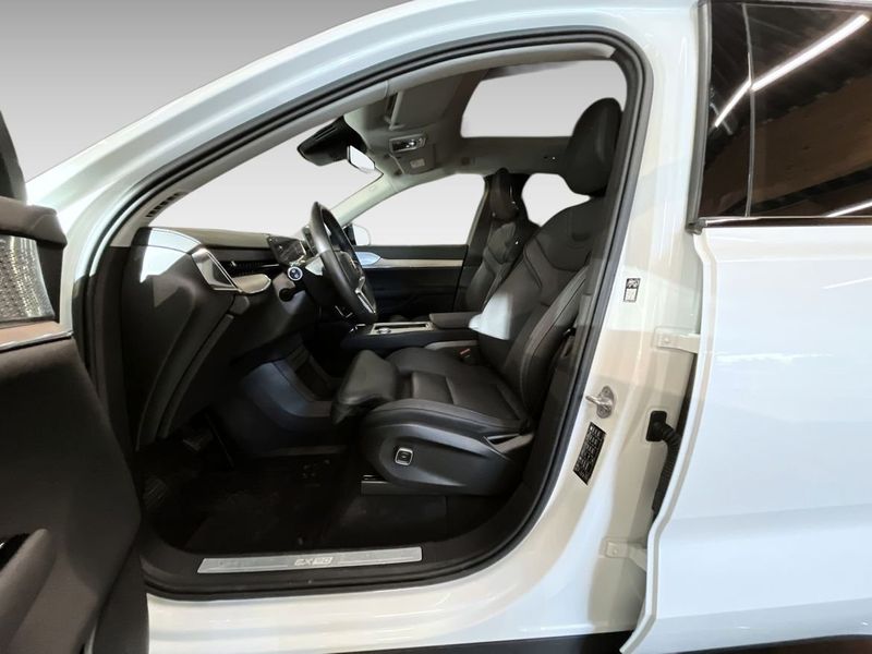 Volvo EX90 bild 9