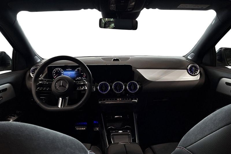 Mercedes GLA250 bild 8