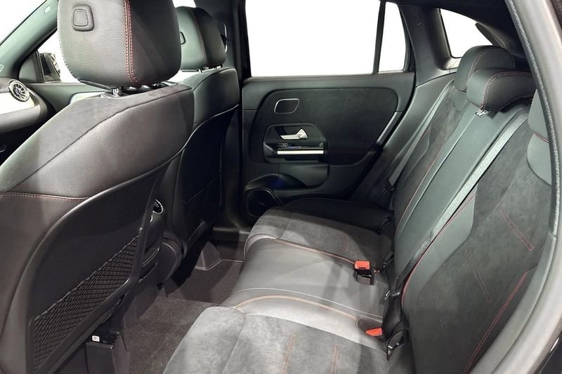 Mercedes GLA250 bild 10