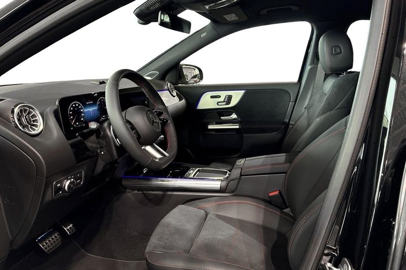 Mercedes GLA250 bild 11