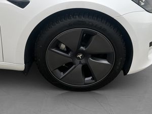 Tesla Model 3 bild 34