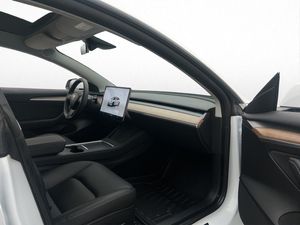 Tesla Model 3 bild 12