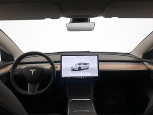 Tesla Model 3 bild 14