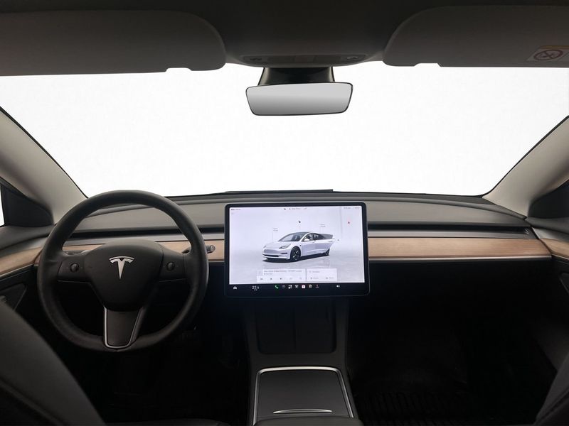 Tesla Model 3 bild 14