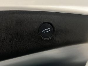 Tesla Model 3 bild 10