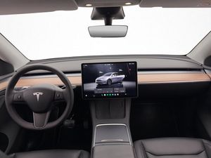 Tesla Model Y bild 31