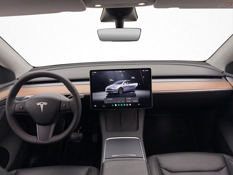 Tesla Model Y bild 31