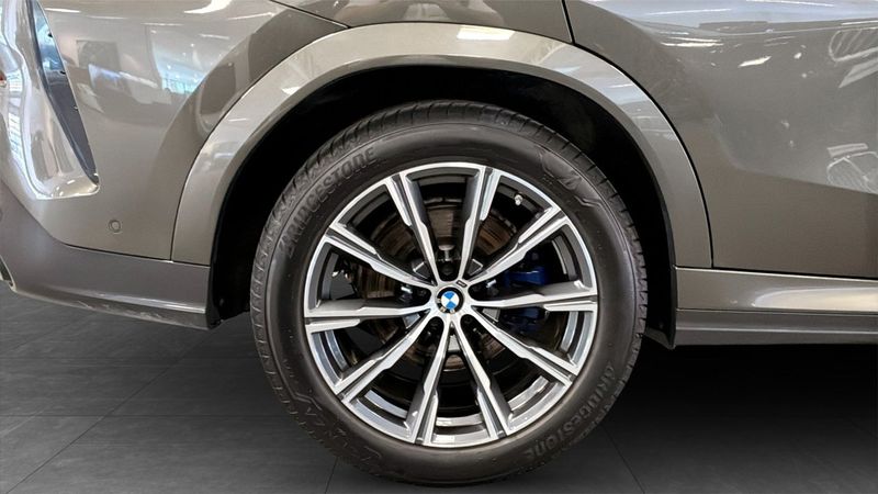 BMW X6 bild 9