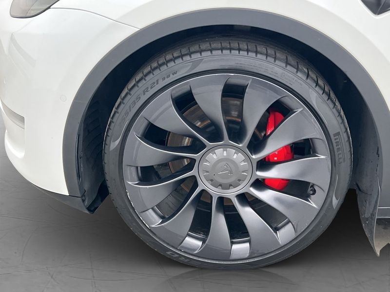 Tesla Model Y bild 29