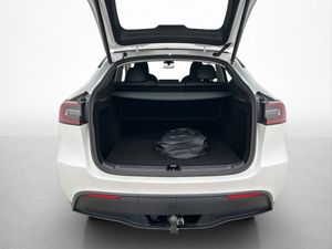 Tesla Model Y bild 27