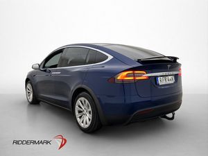 Tesla Model X bild 6