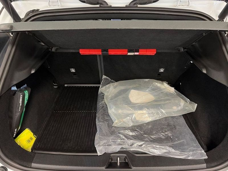 Volvo EX30 bild 25