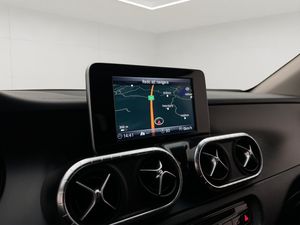 Mercedes X250 bild 24