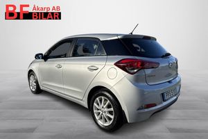 Hyundai i20 bild 3