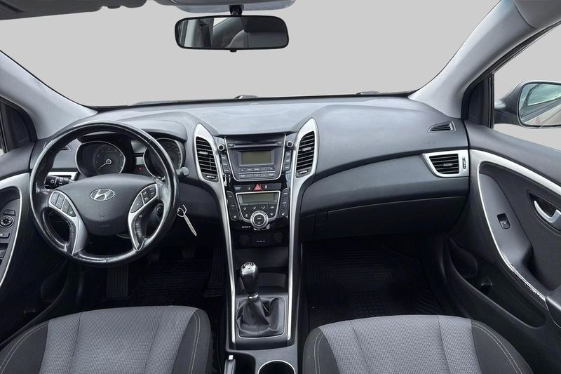 Hyundai i30 bild 8