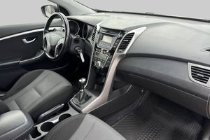 Hyundai i30 bild 7