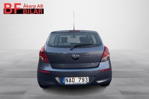Hyundai i20 bild 6