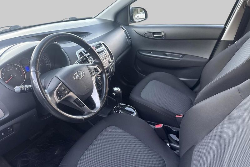 Hyundai i20 bild 3