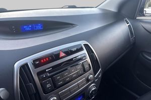 Hyundai i20 bild 16