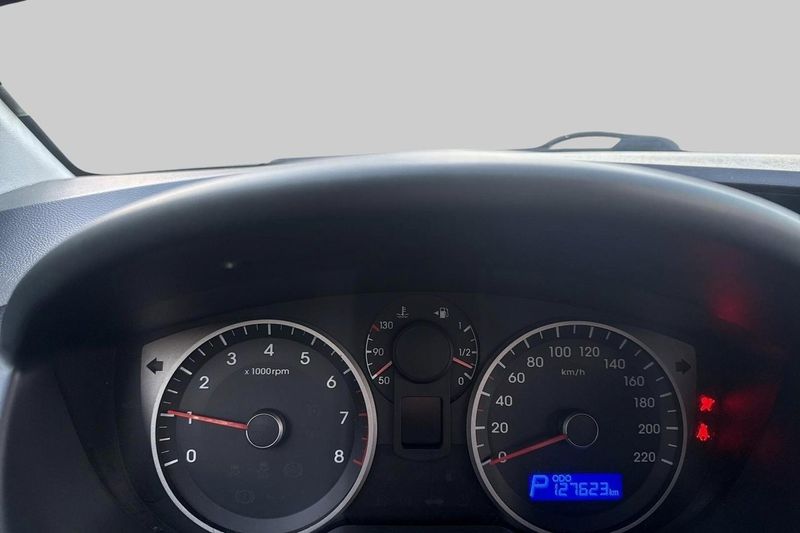 Hyundai i20 bild 15