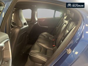 Volvo S60 bild 9