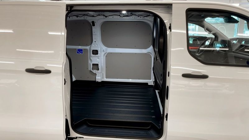 Ford Custom bild 11