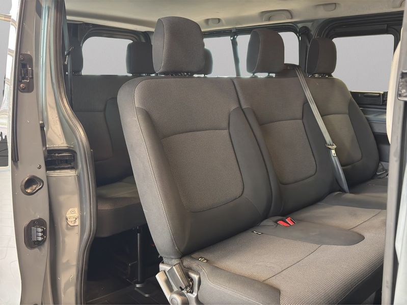 Renault Trafic bild 18