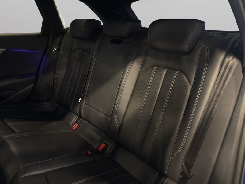 Audi A4 bild 22