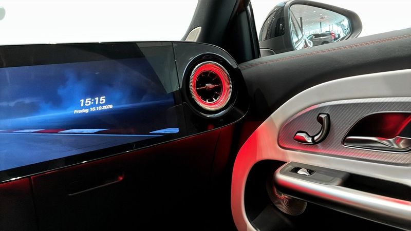 Mercedes GLB350 bild 24