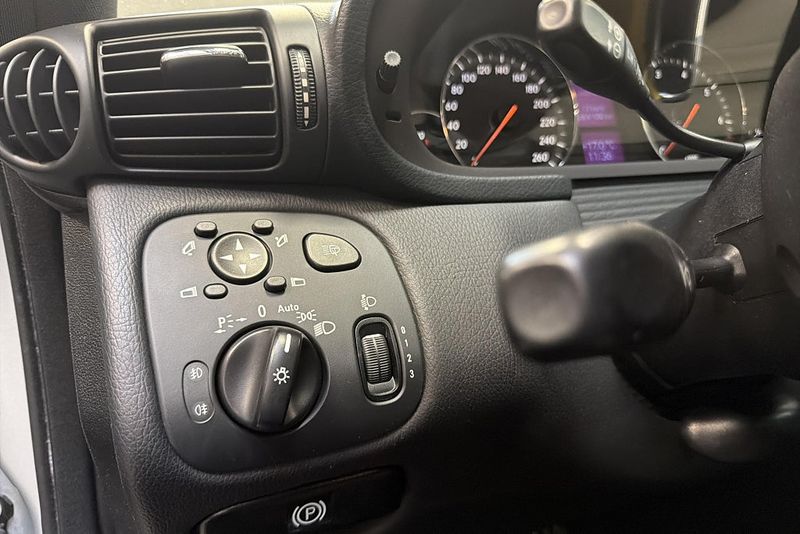 Mercedes CLC180 bild 9